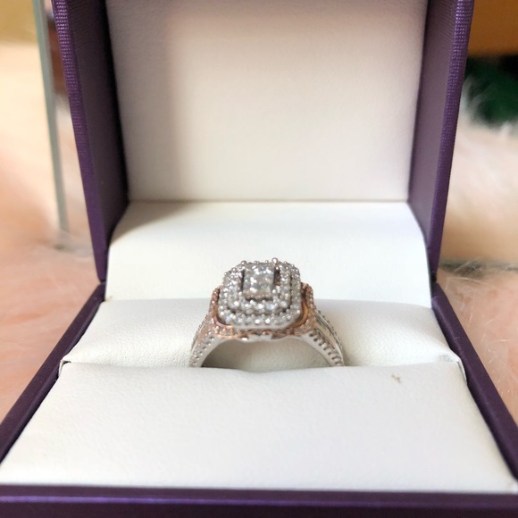 1 CTTW Diamond Ring - Picture 5 of 6